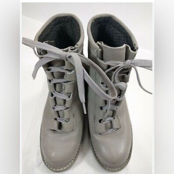 Vibram Gray Ankle Boots - Picture 1 of 10